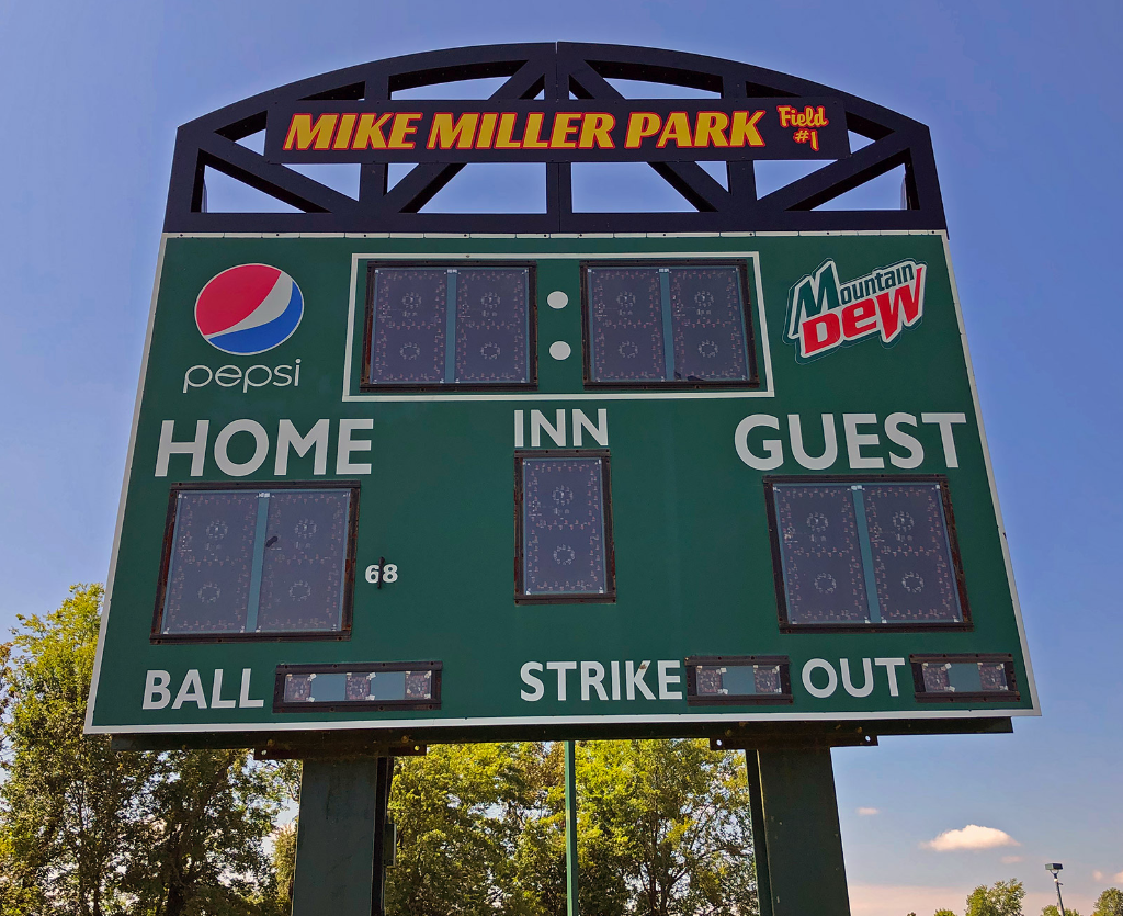 Varsity Scoreboard Baseball Softball 3312-22 8' X 5' Outdoor with Wireless Remote Control